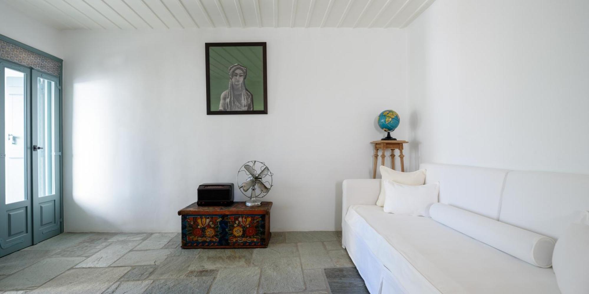 Mezzolovero Suites Kimolos Luaran gambar