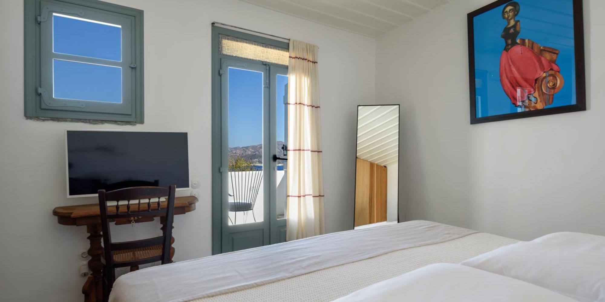 Mezzolovero Suites Kimolos Luaran gambar