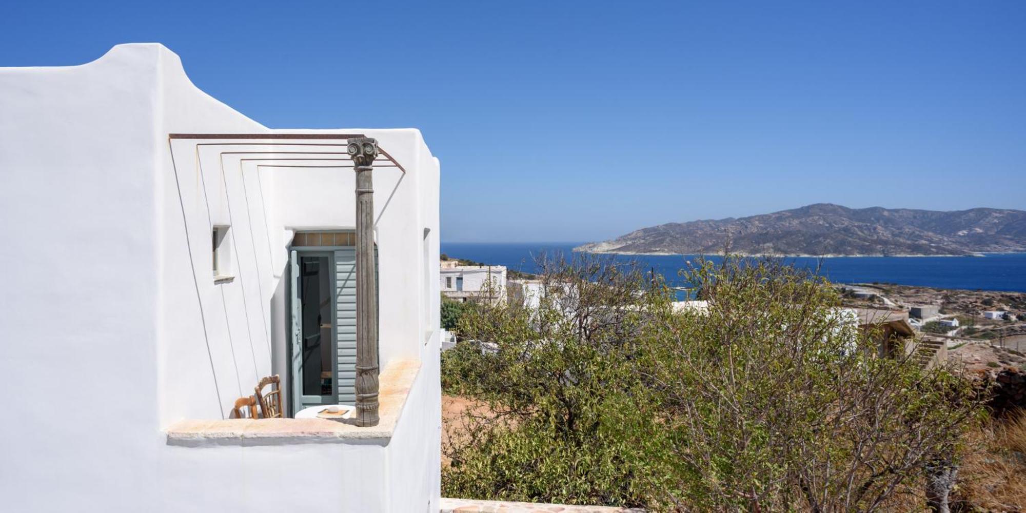 Mezzolovero Suites Kimolos Luaran gambar