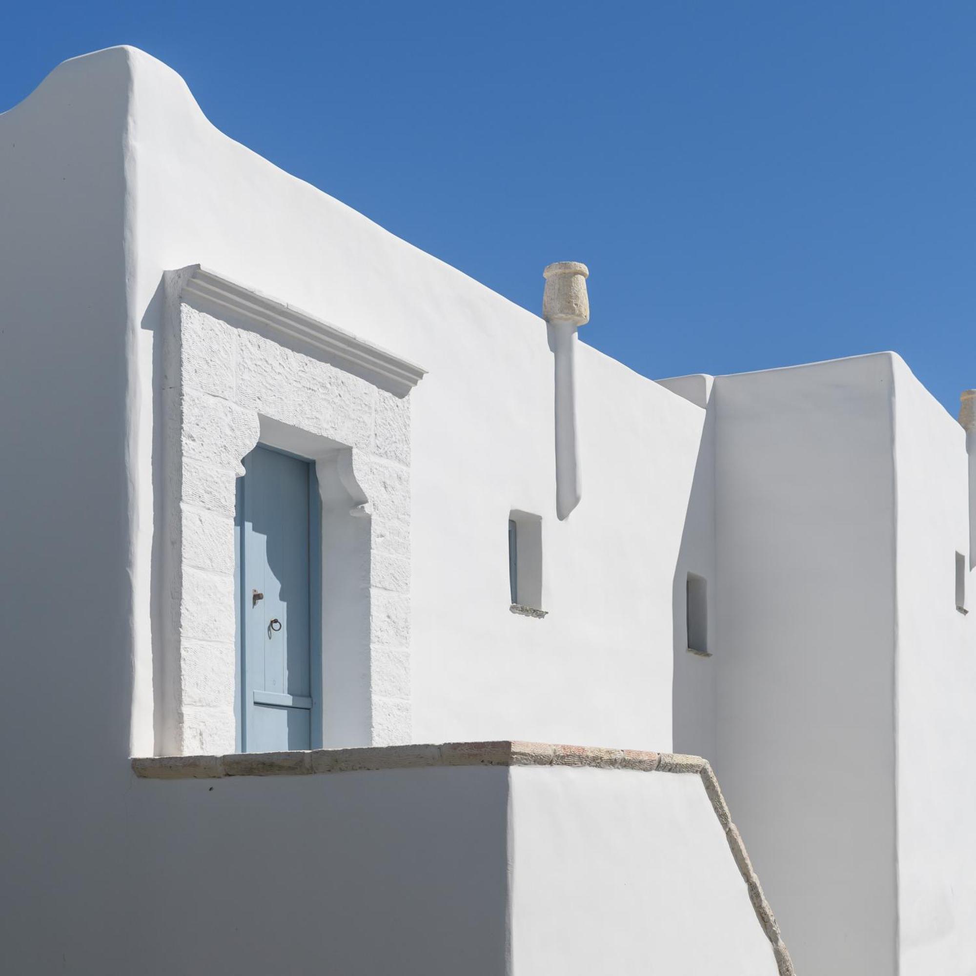 Mezzolovero Suites Kimolos Luaran gambar